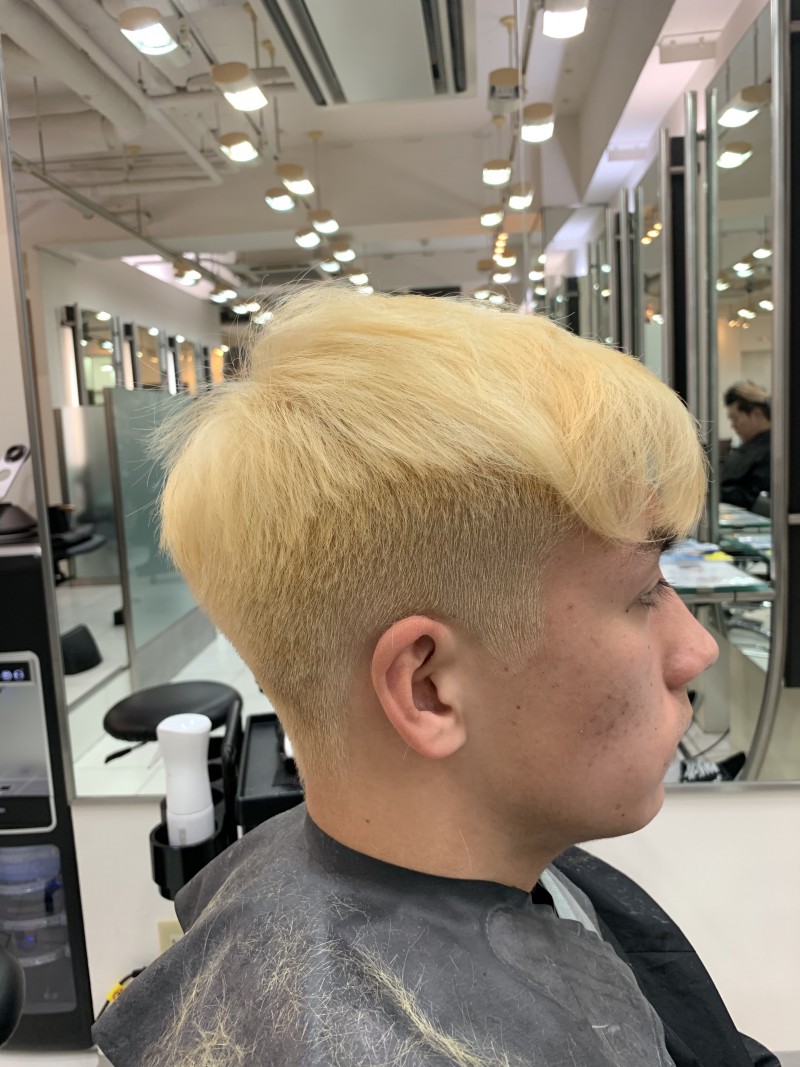 メンズカラー ブロンドヘアまでの過程とは 髪色の秘密 Hiroo Salon Blog Toni Guy Hairdressing